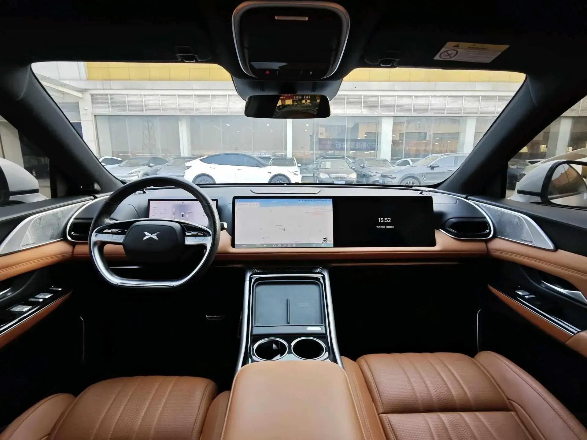 2022 XPENG G9 thumbnail 4