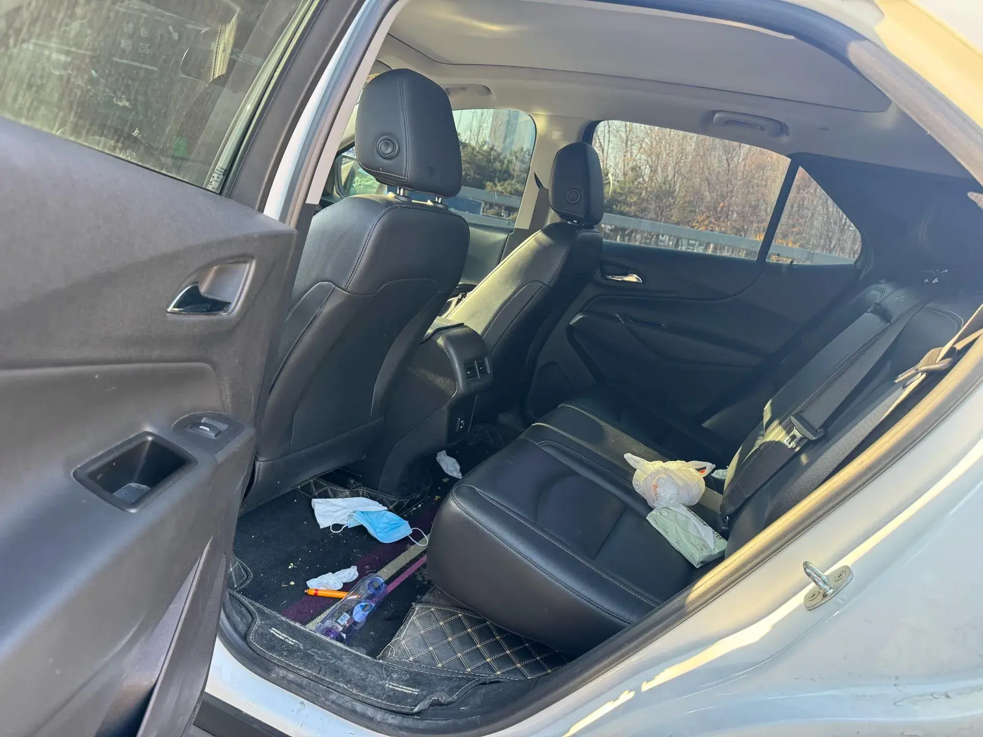 2022 CHEVROLET EQUINOX thumbnail 3