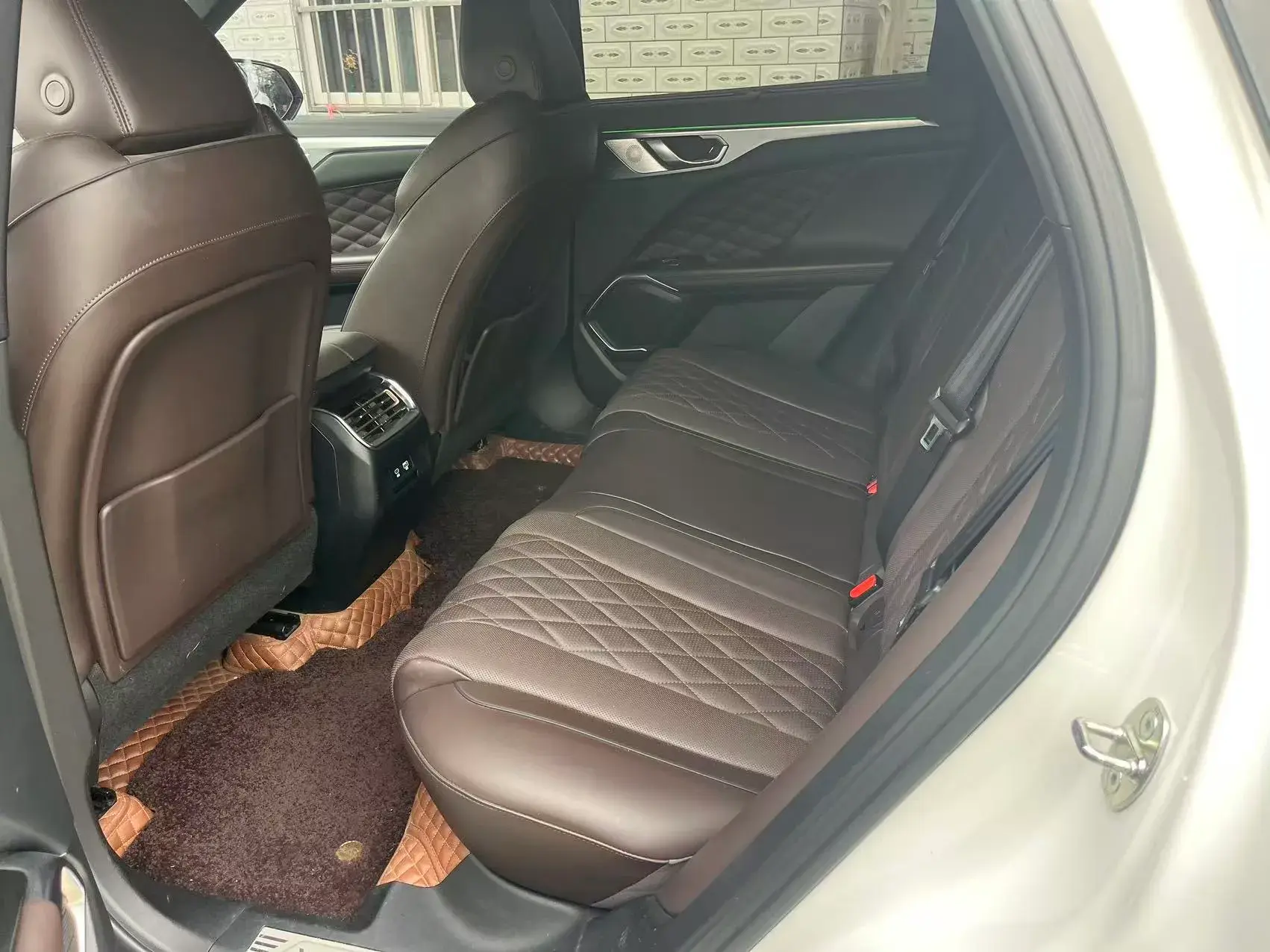 2021 WEY MOCHA thumbnail 3