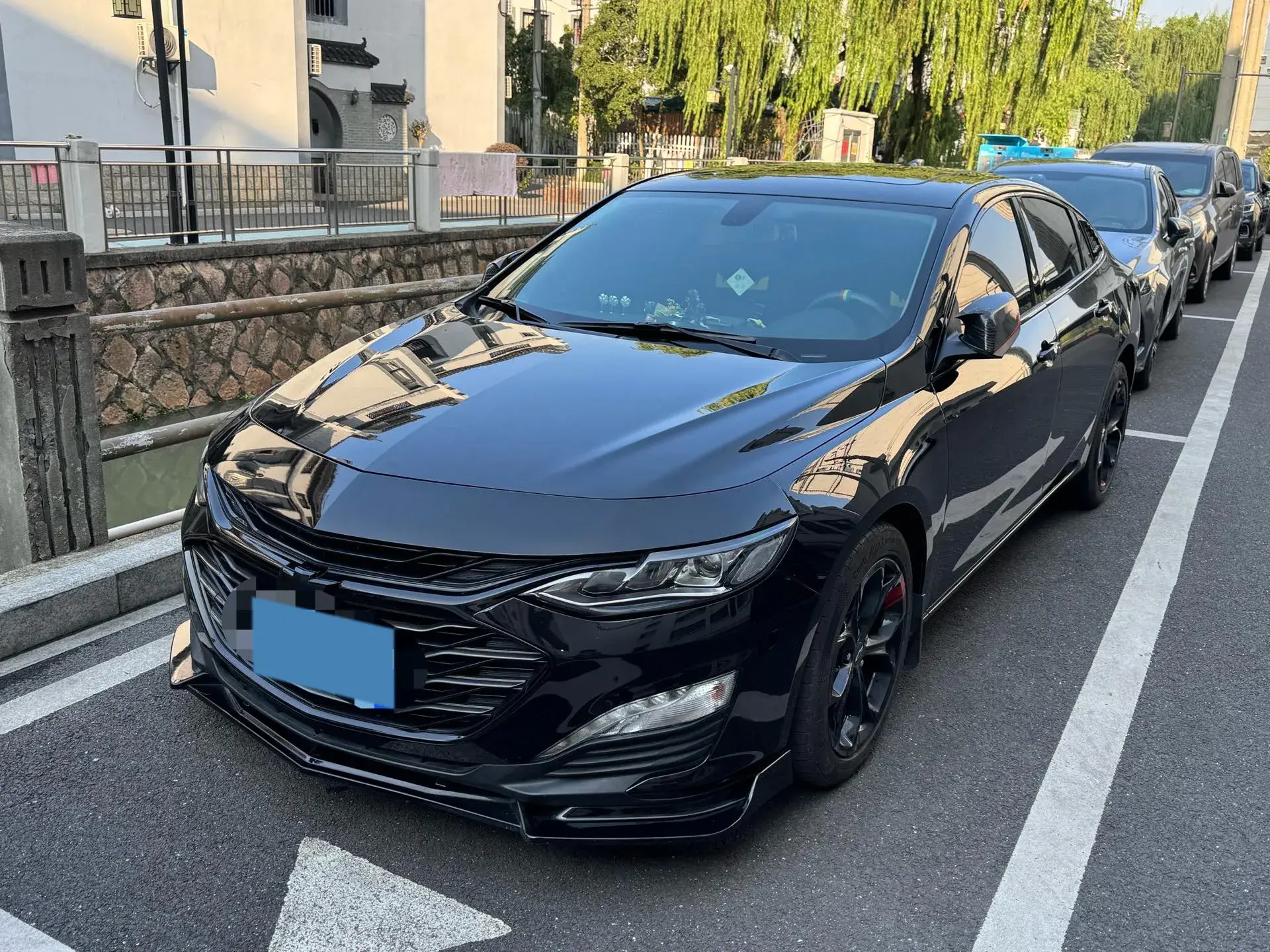 2021 CHEVROLET MALIBU view 1