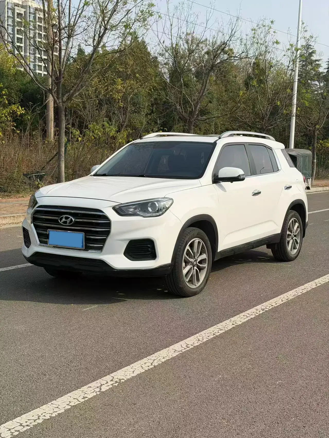 2019 HYUNDAI IX35 view 1