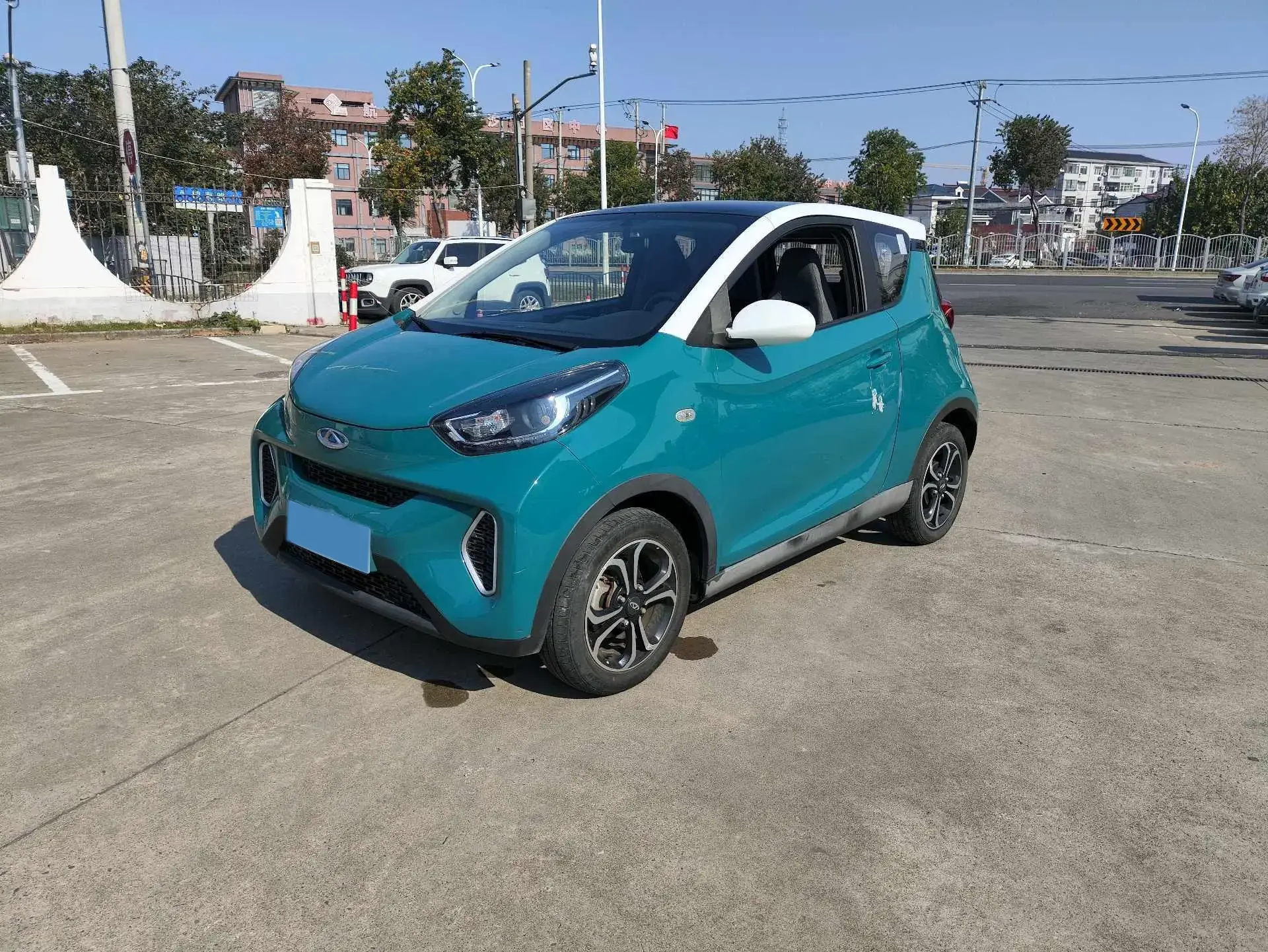 2022 CHERY LITTLE view 1