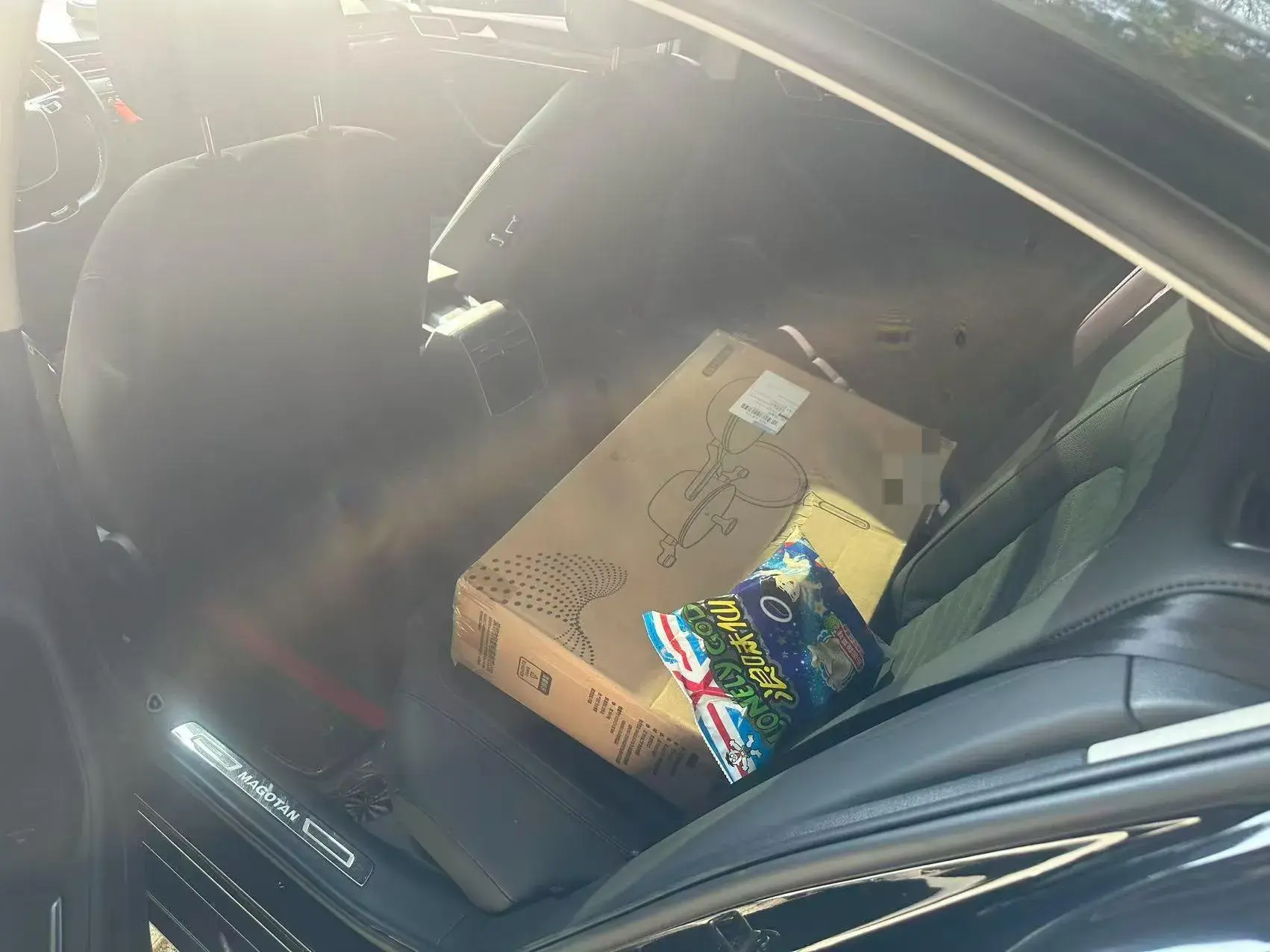 2018 VOLKSWAGEN MAGOTAN thumbnail 4