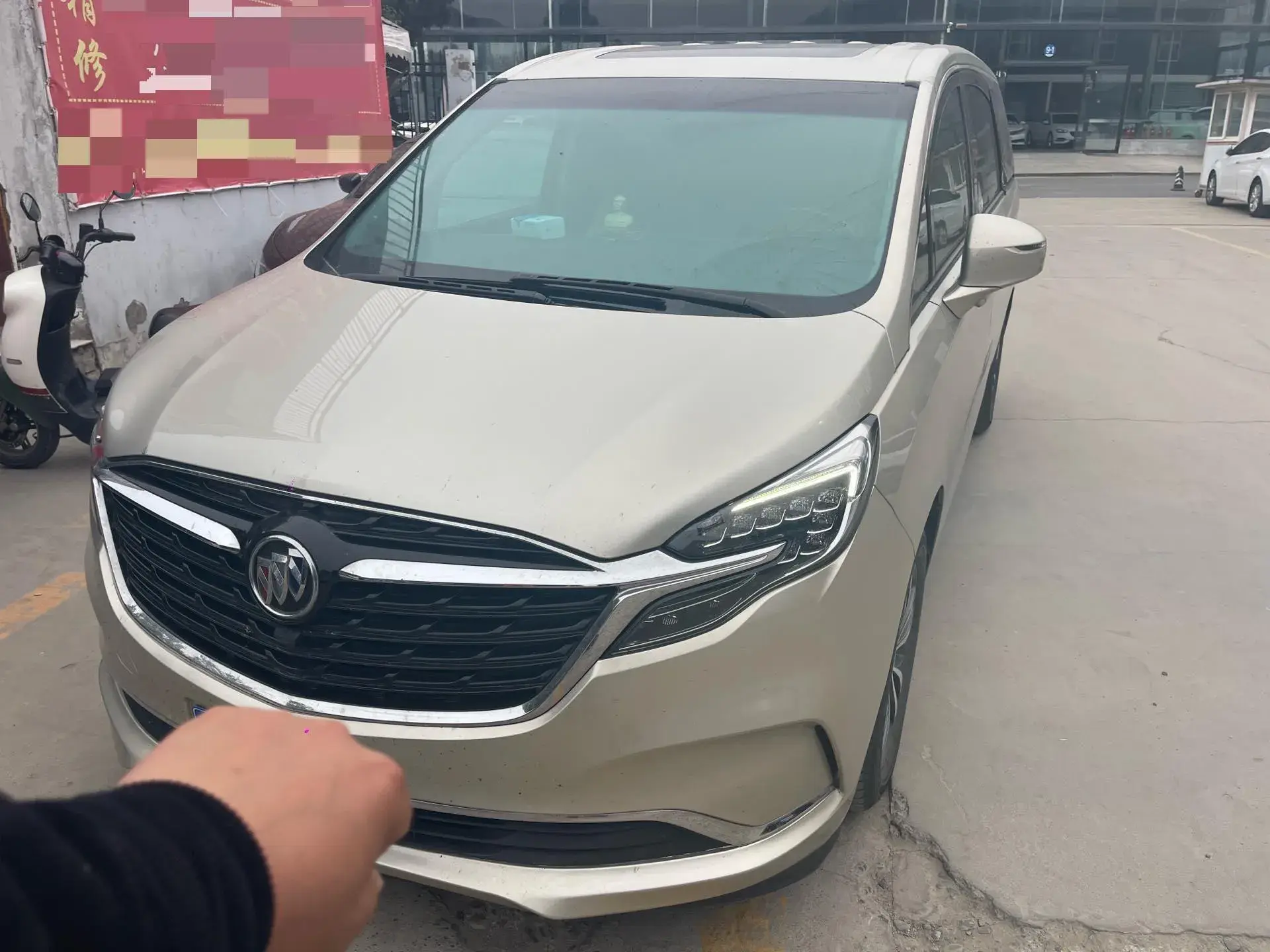2020 BUICK GL8 view 1