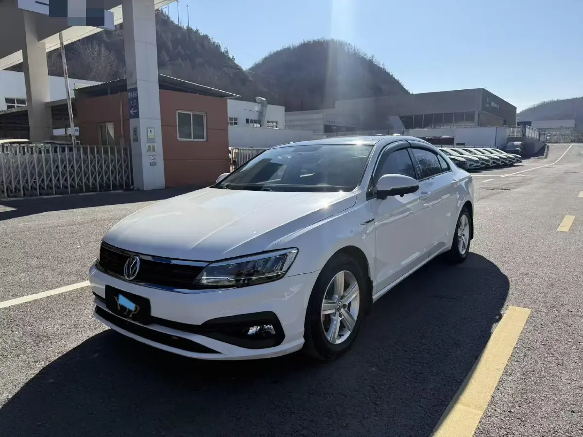 2021 Volkswagen Lamando 1.4T 131HP L4 7DCT