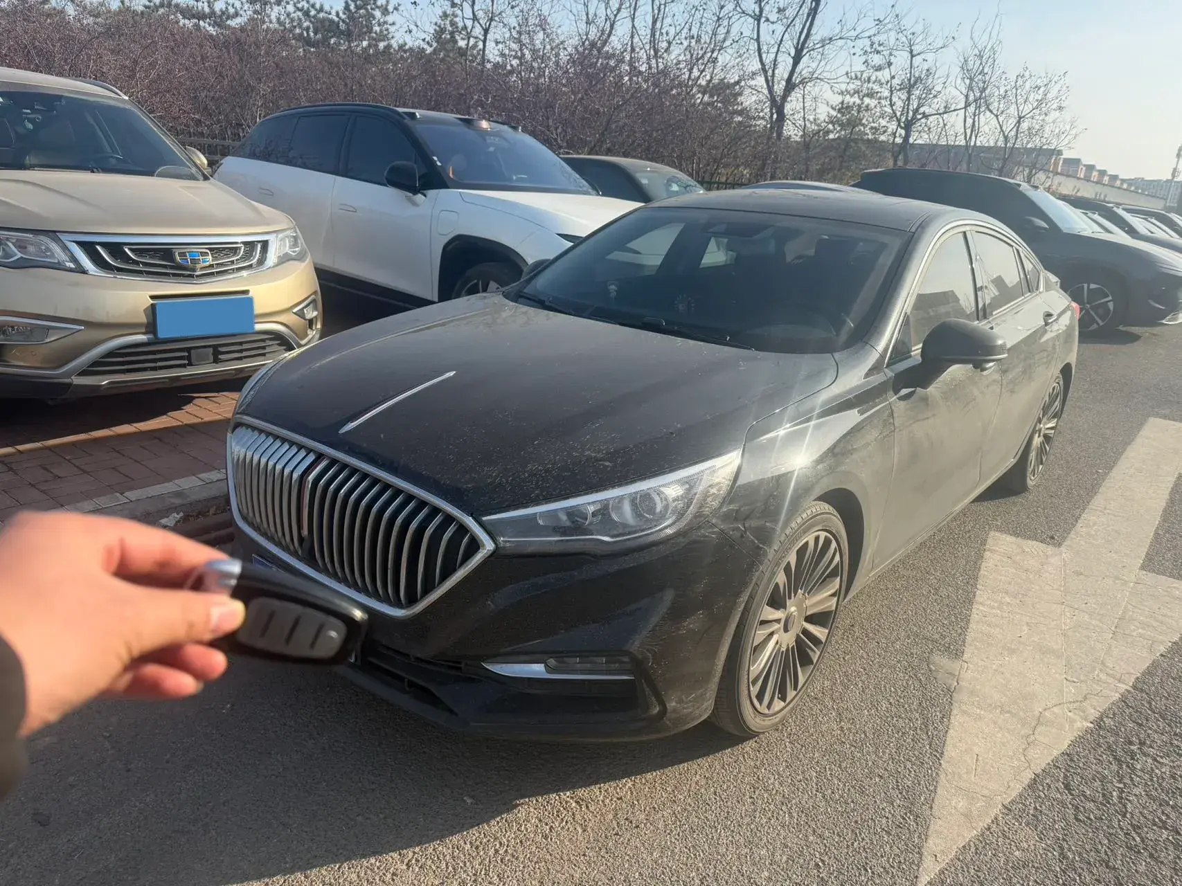 2020 HONGQI H5 view 1