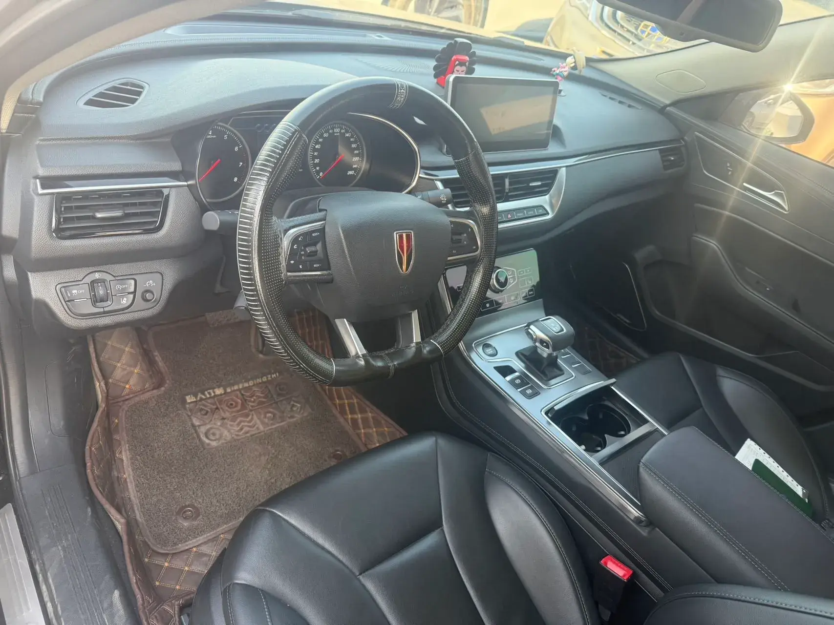 2020 HONGQI H5 thumbnail 3