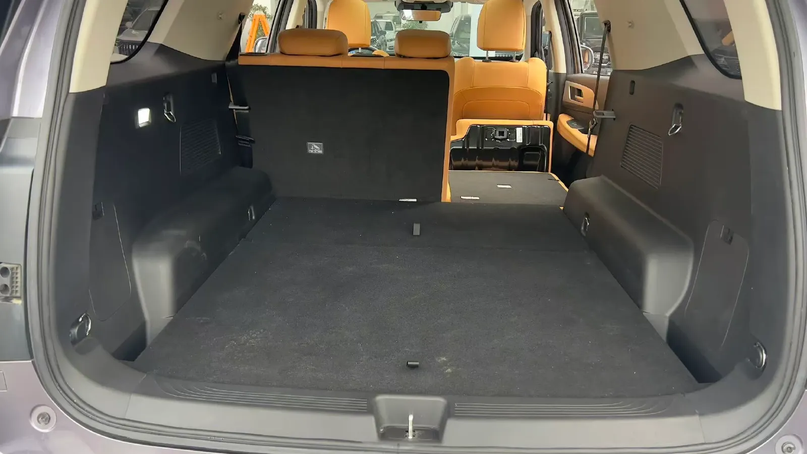 2023 Haval H5 2.0T 224HP L4 8AT,autocango,china used car exporter,china ev exporter,chinese used car exporter,chinese used ev exporter