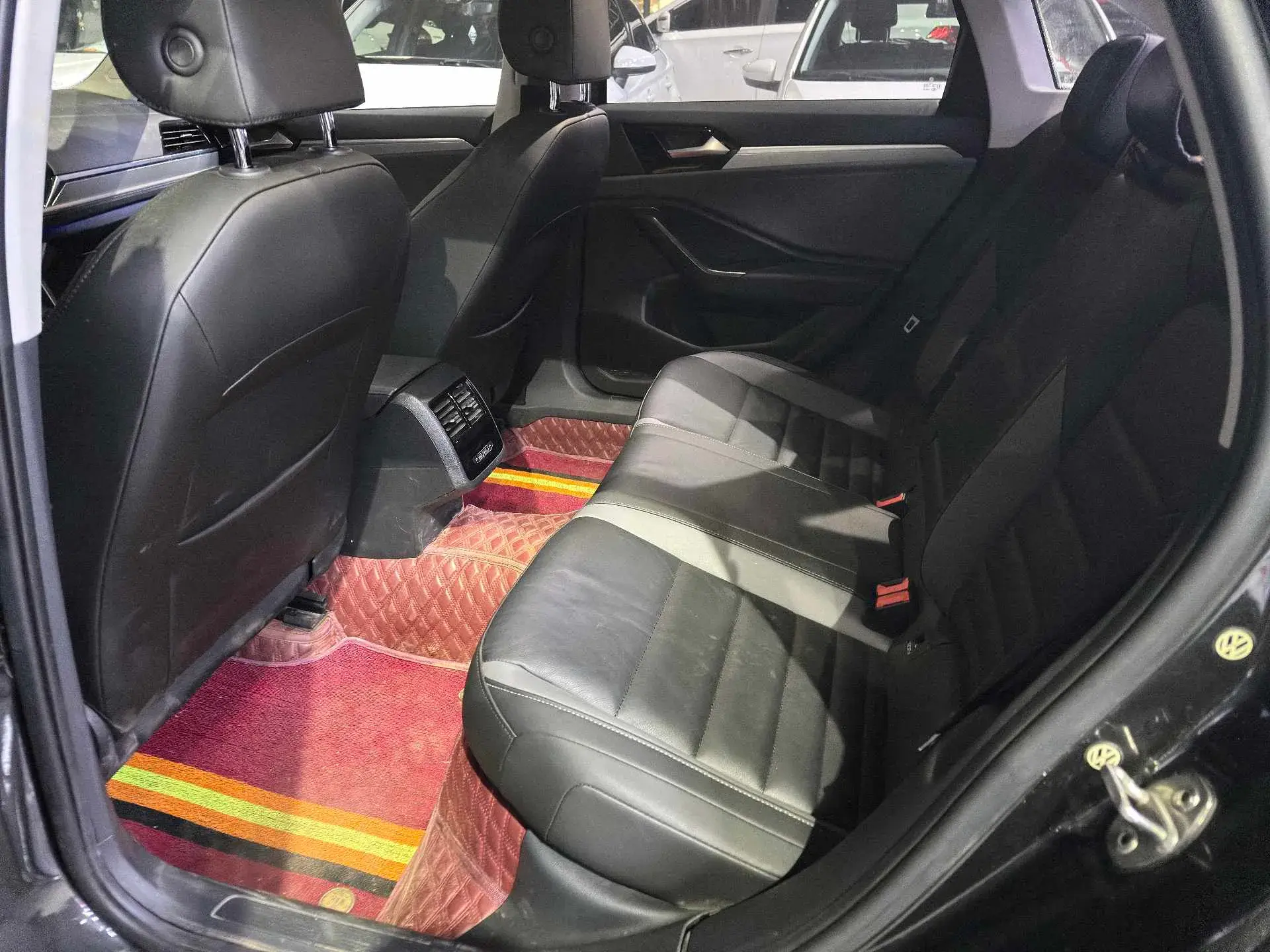 2021 VOLKSWAGEN SAGITAR thumbnail 3