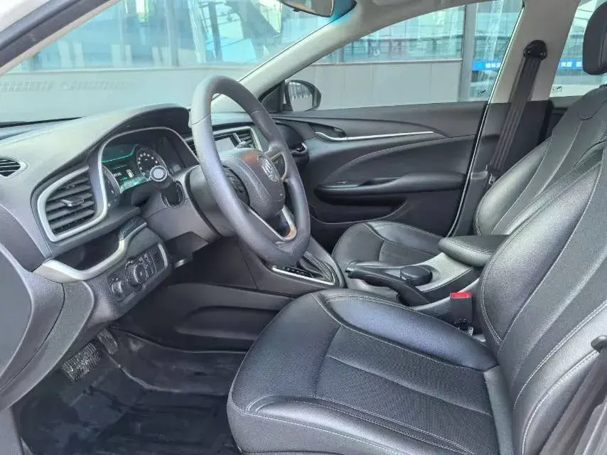 2021 BUICK EXCELLE thumbnail 3