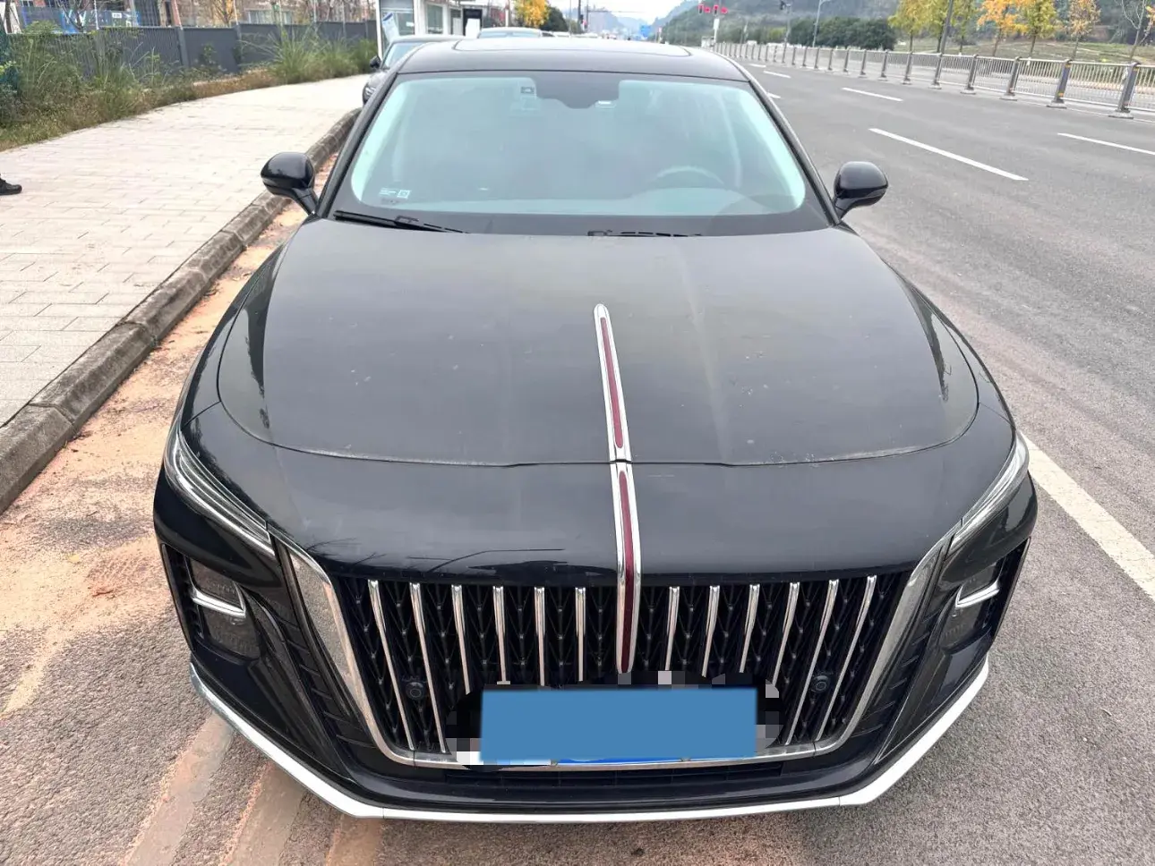 2024 HONGQI H5 thumbnail 2