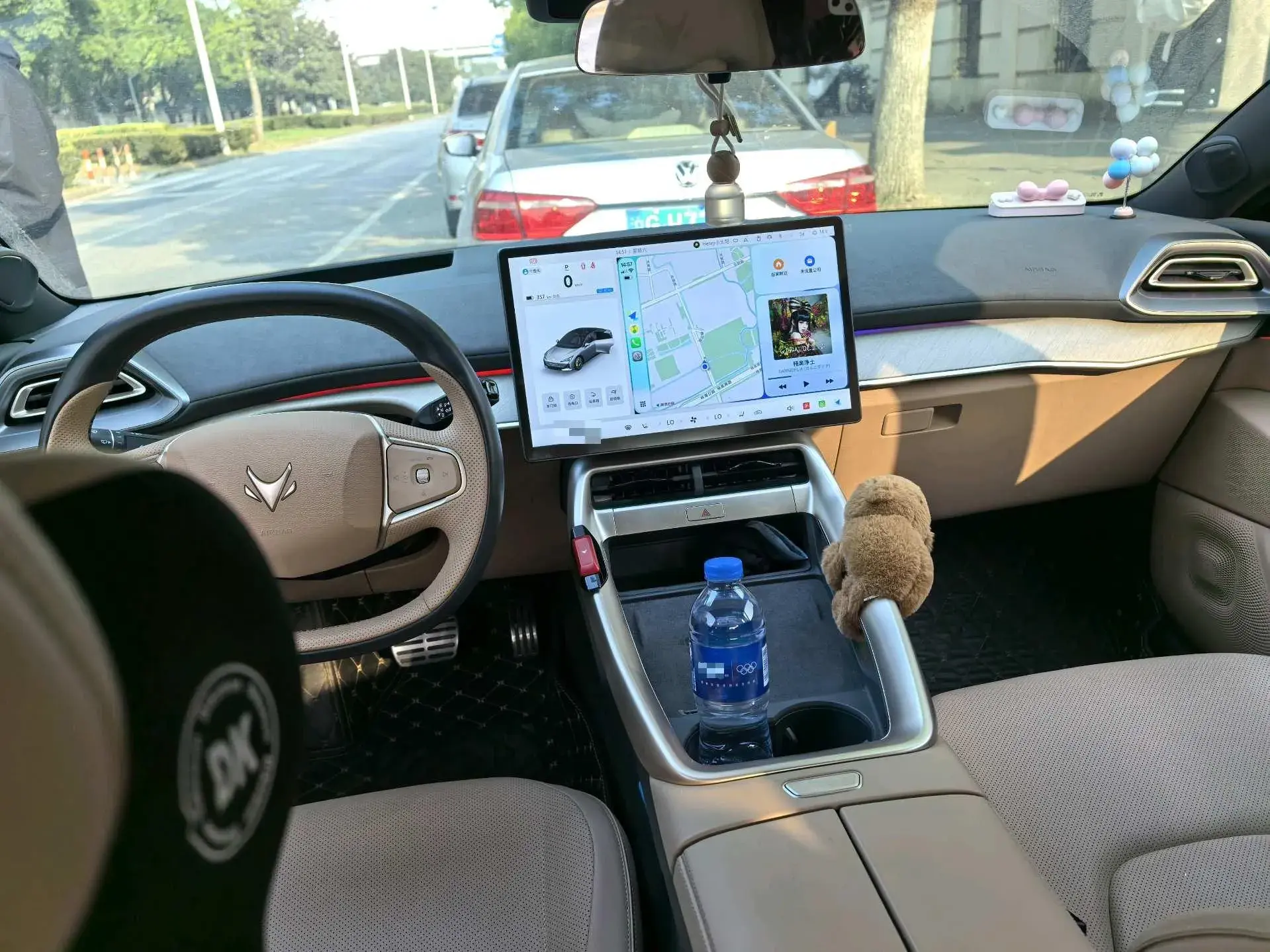 2025 ARCFOX ΑS5 thumbnail 3