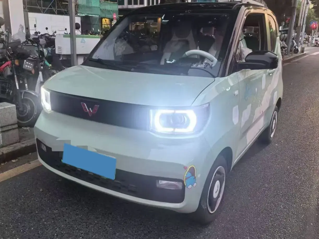 2021 WULING HONGGUANG view 1