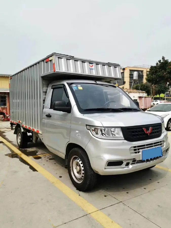 2018 WuLing RongGuang New Truck 1.5L 107HP L4 5MT,autocango,china used car exporter,china ev exporter,chinese used car exporter,chinese used ev exporter