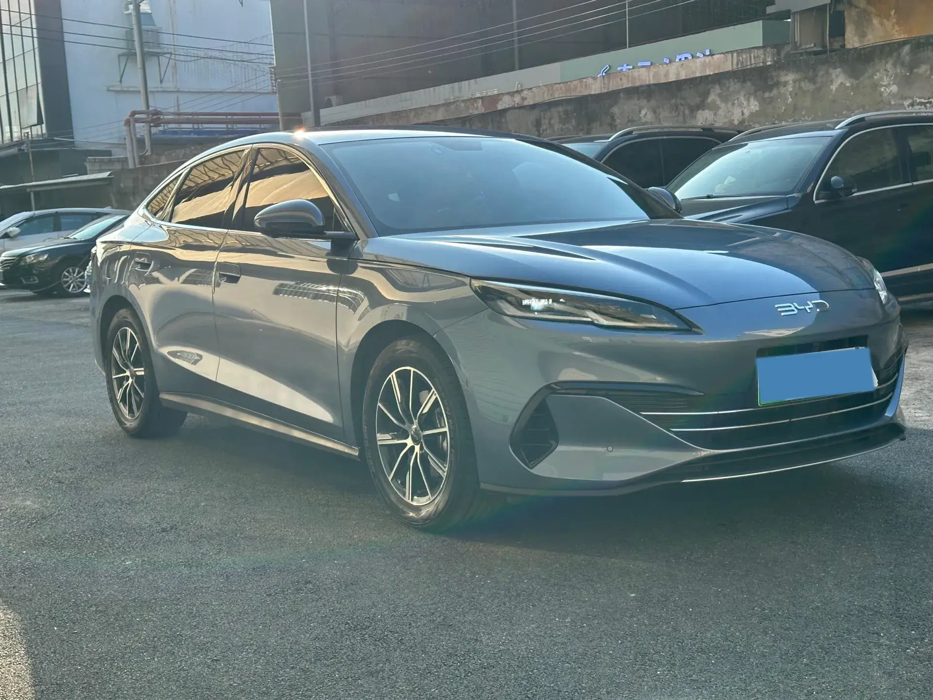 2024 BYD SEAL thumbnail 2