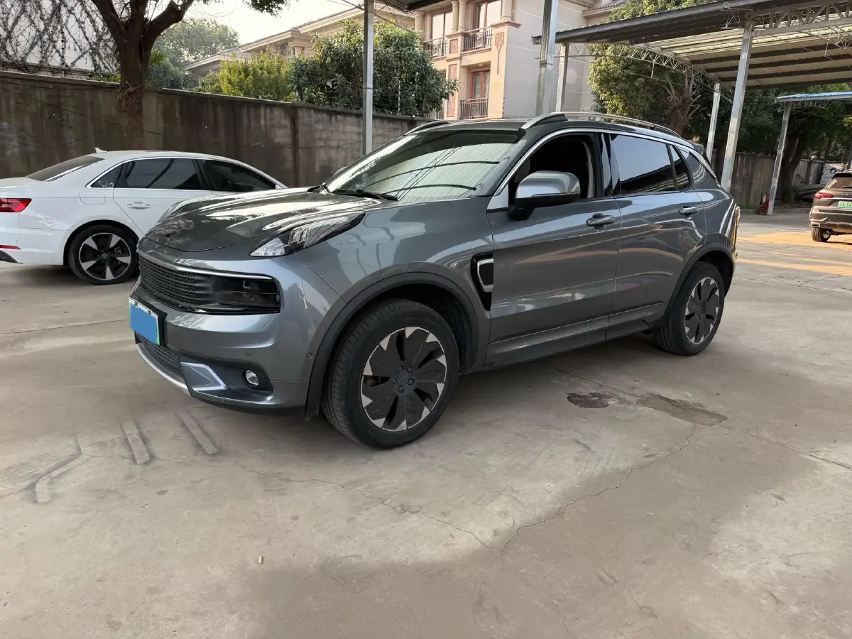 2019 LYNK&CO 01 EM-P 1.5T 180HP L3 7DCT PHEV 9.4KWH