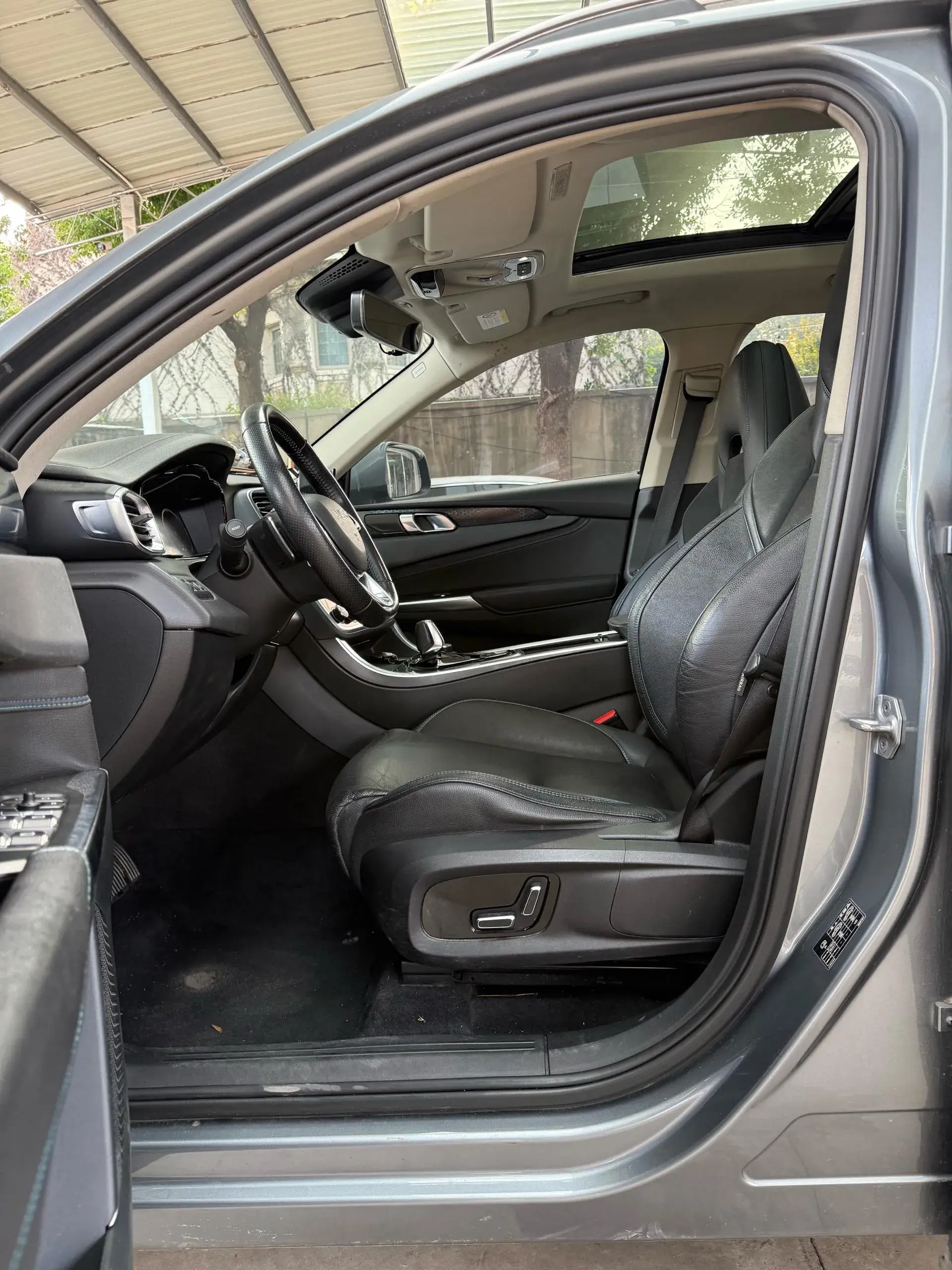 2019 LYNK&CO 01 thumbnail 4