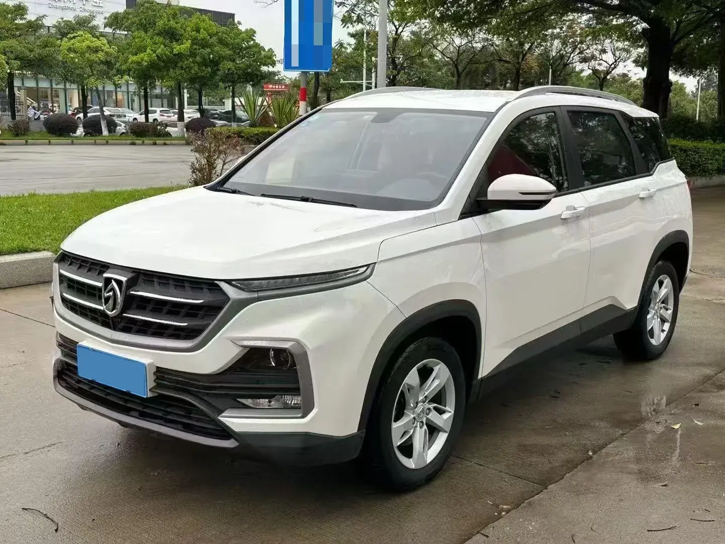 2019 BAOJUN 530 view 1