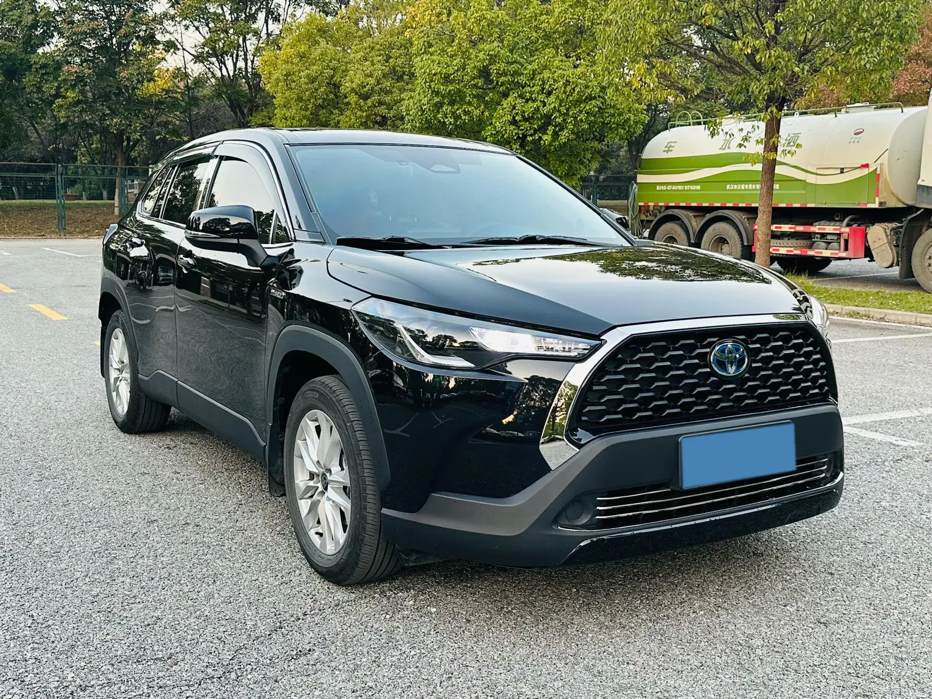 2024 TOYOTA COROLLA thumbnail 3