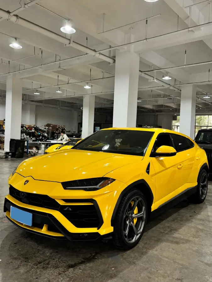 2021 Lamborghini Urus 4.0T 641HP V8 8AT
