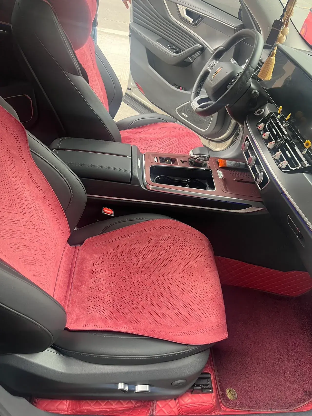 2023 HONGQI HS5 thumbnail 3