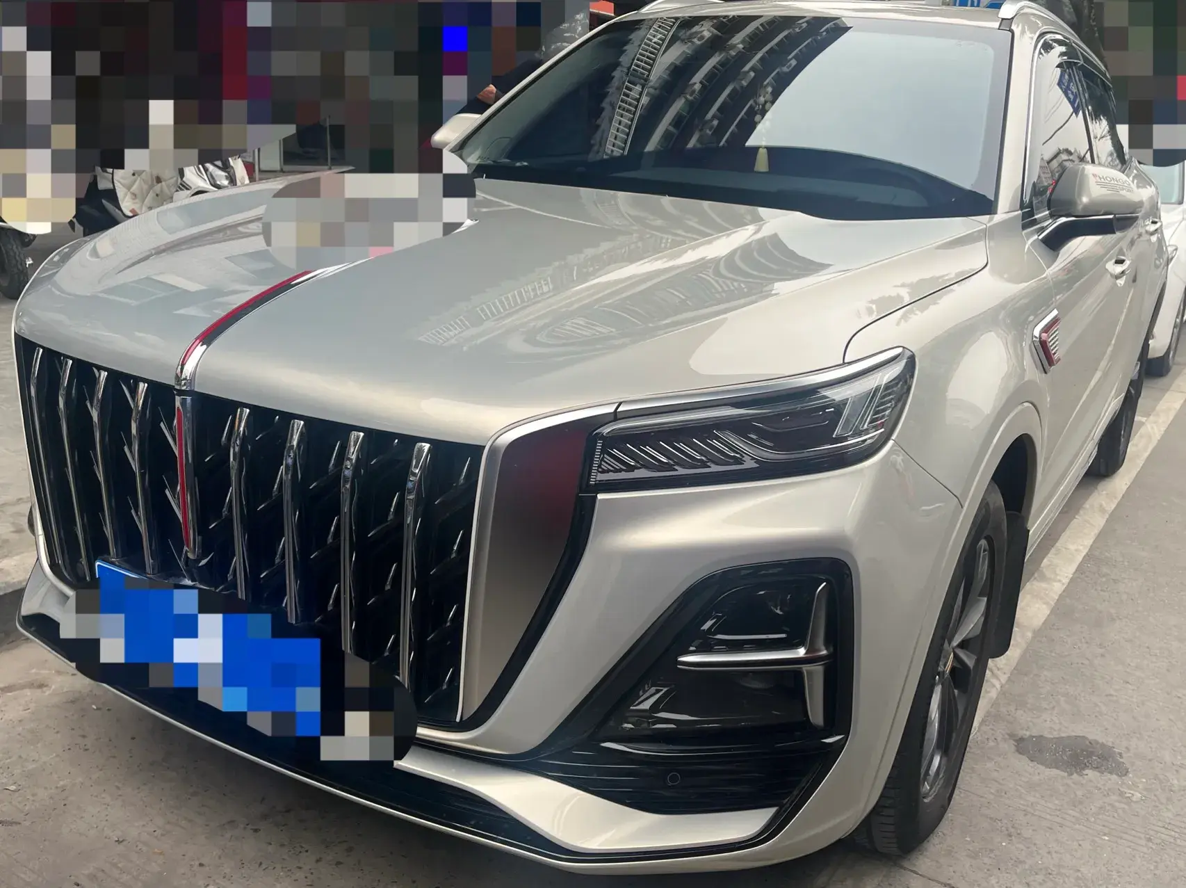 2023 HONGQI HS5 view 1