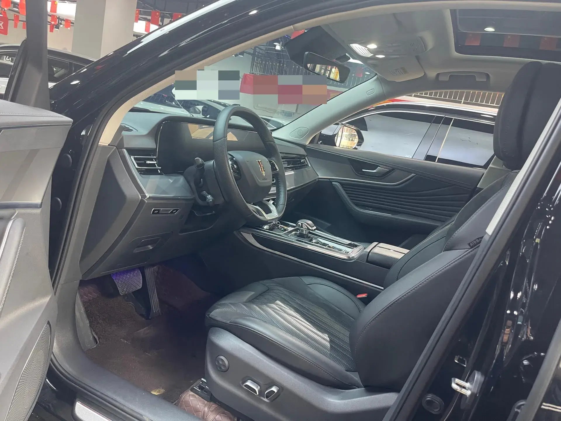 2023 HONGQI HS5 thumbnail 2