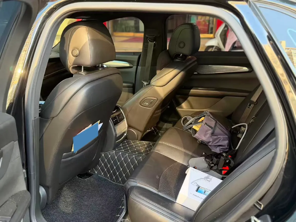 2021 Cadillac CT6 2.0T 237HP L4 10AT,autocango,china used car exporter,china ev exporter,chinese used car exporter,chinese used ev exporter