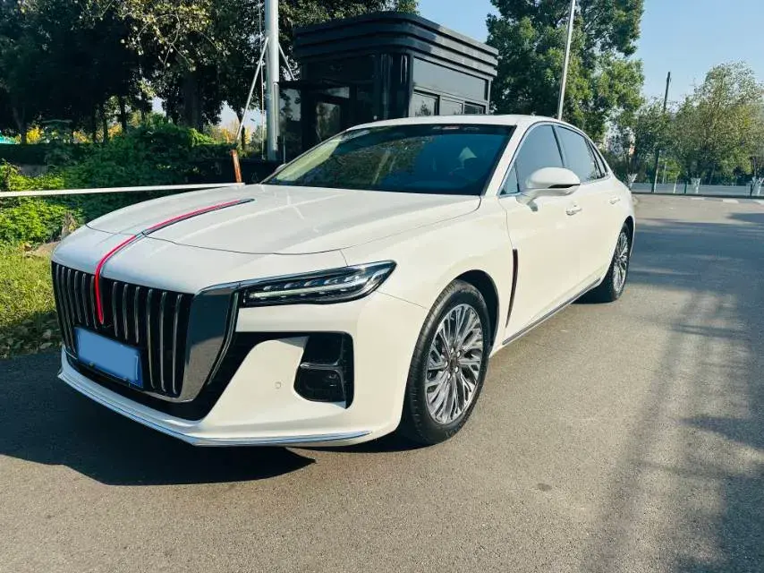 2023 HONGQI H5 view 1