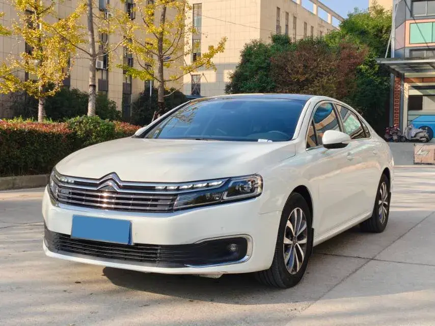 2023 Citroen C6 1.8T 211HP L4 8AT