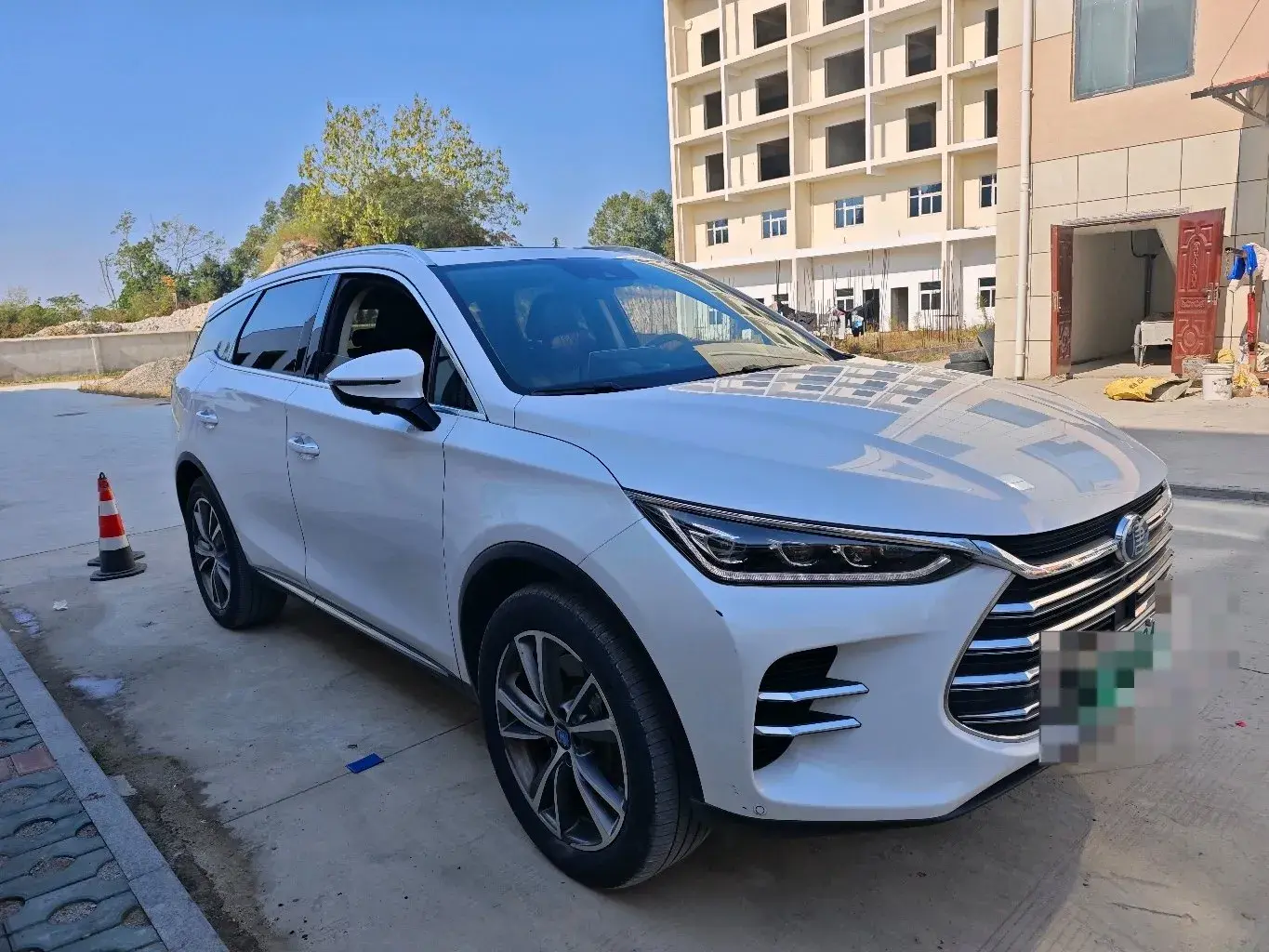 2018 BYD TANG thumbnail 3