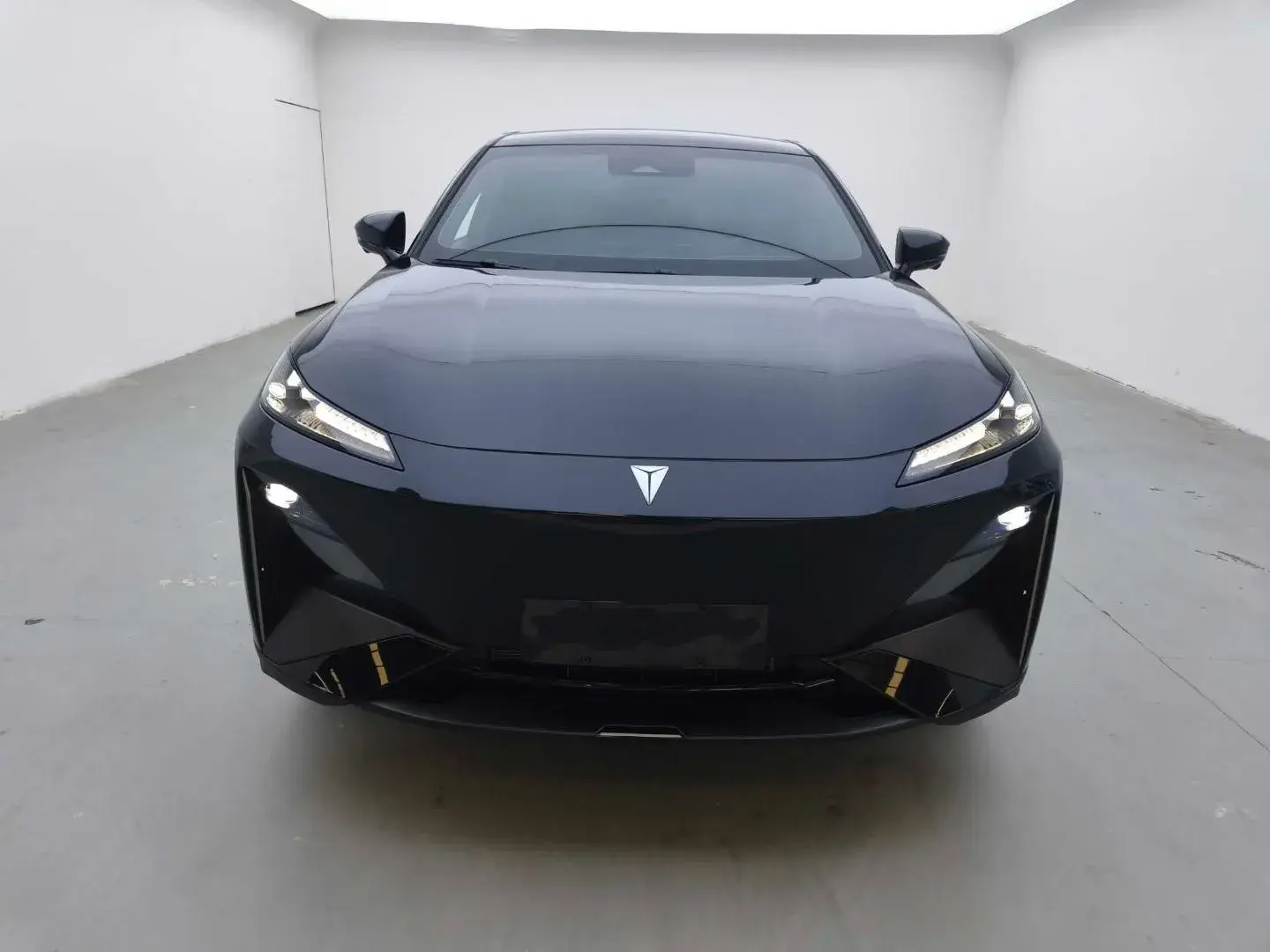 2024 DEEPAL S07 thumbnail 2