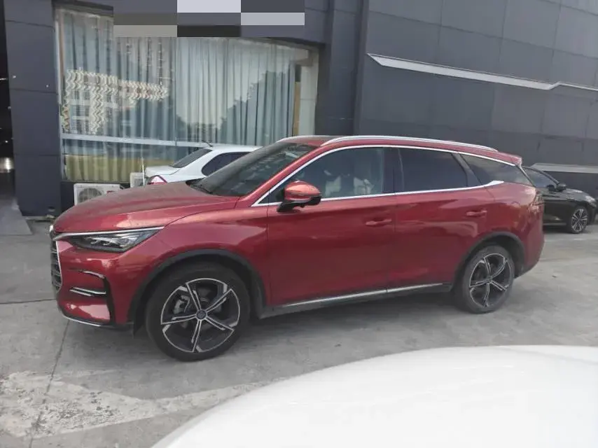 2021 BYD TANG thumbnail 2