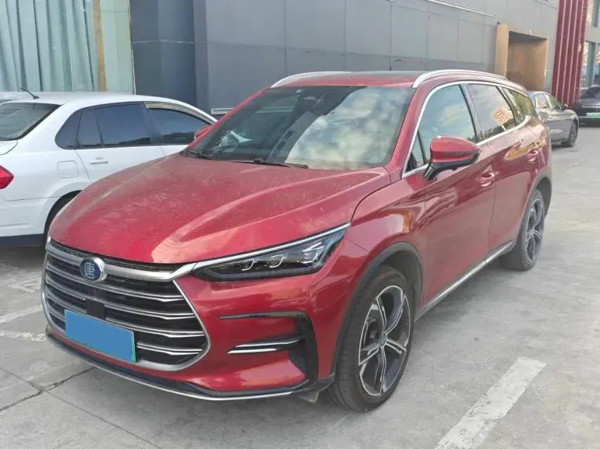 2021 BYD TANG view 1