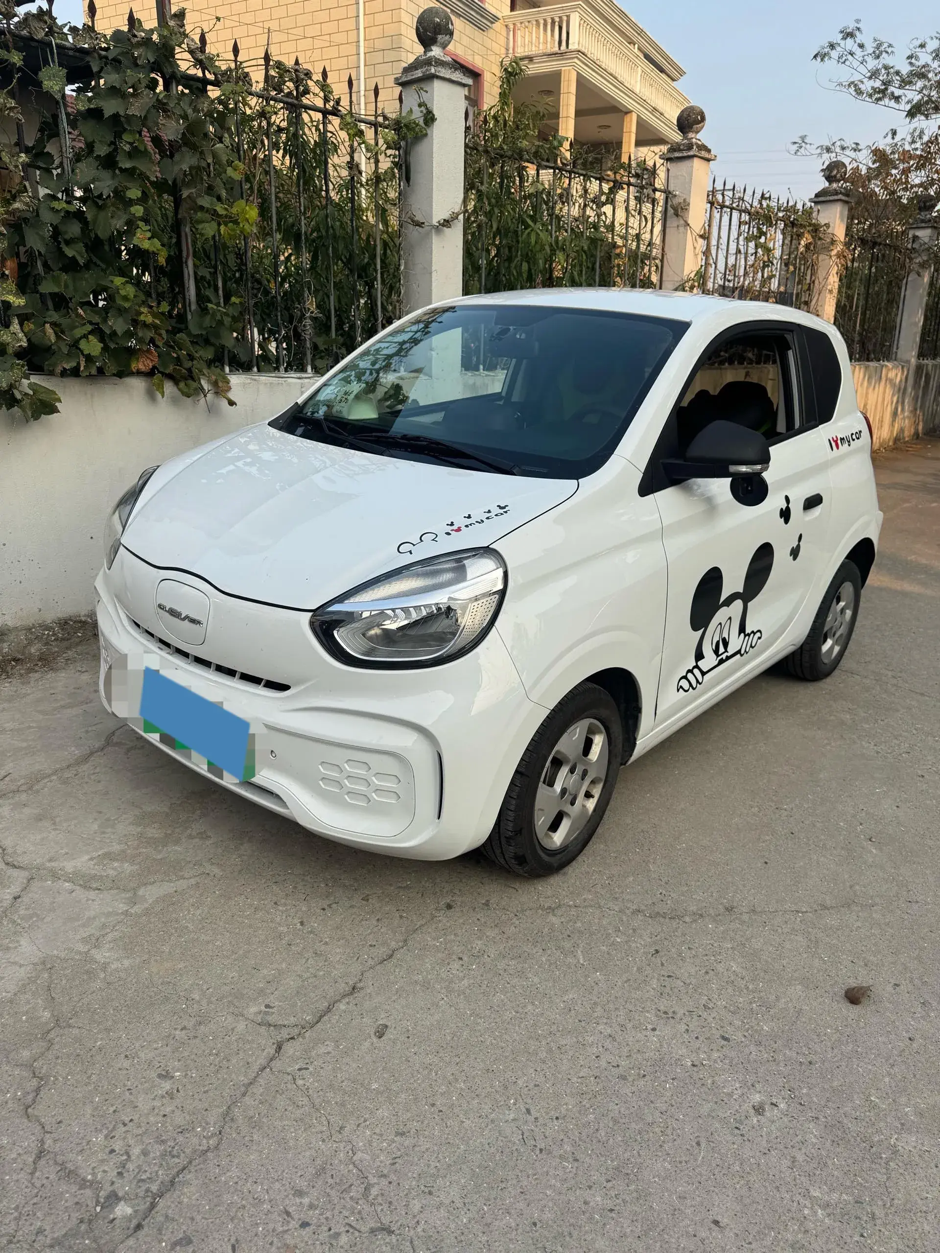 2021 ROEWE CLEVER view 1