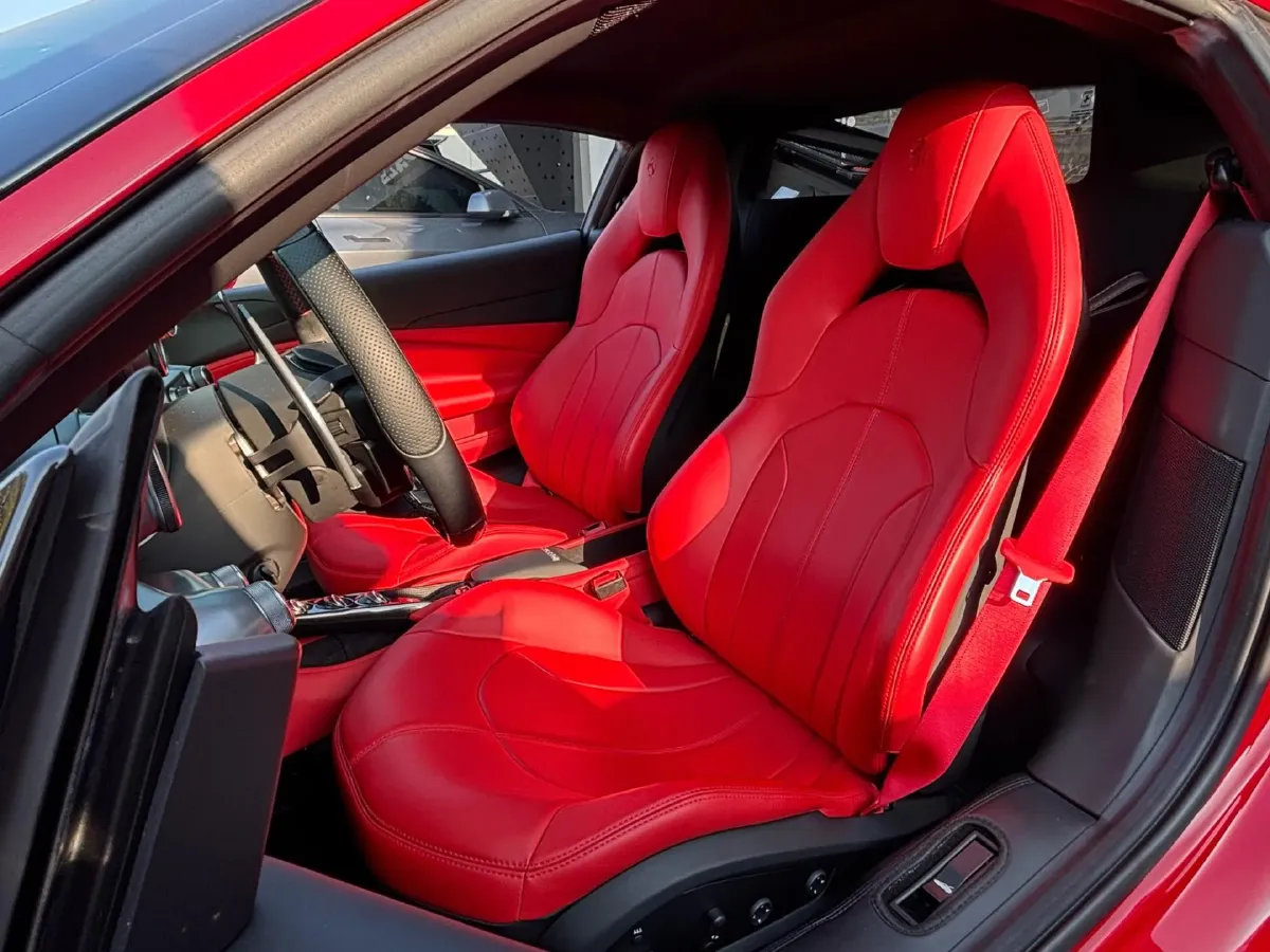 2019 Ferrari F8 3.9T 720HP V8 7DCT,autocango,china used car exporter,china ev exporter,chinese used car exporter,chinese used ev exporter