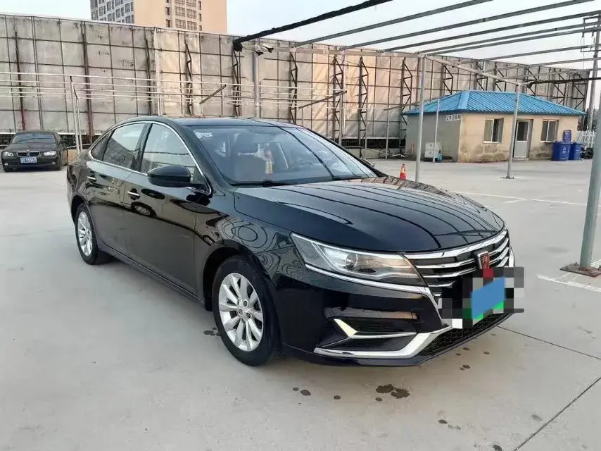 2019 ROEWE I6 thumbnail 3