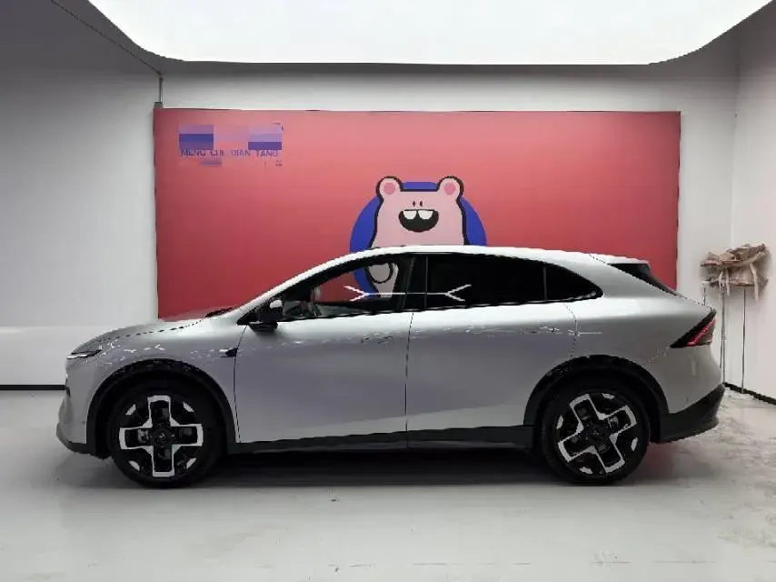 2025 XPENG G7 thumbnail 2