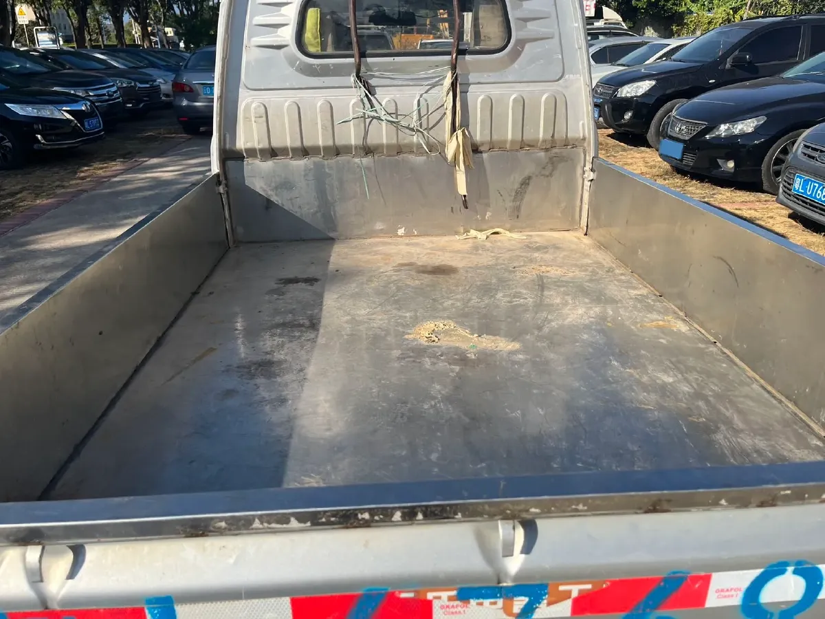 2021 WuLing RongGuang Mini Truck 1.5L 99HP L4 5MT,autocango,china used car exporter,china ev exporter,chinese used car exporter,chinese used ev exporter