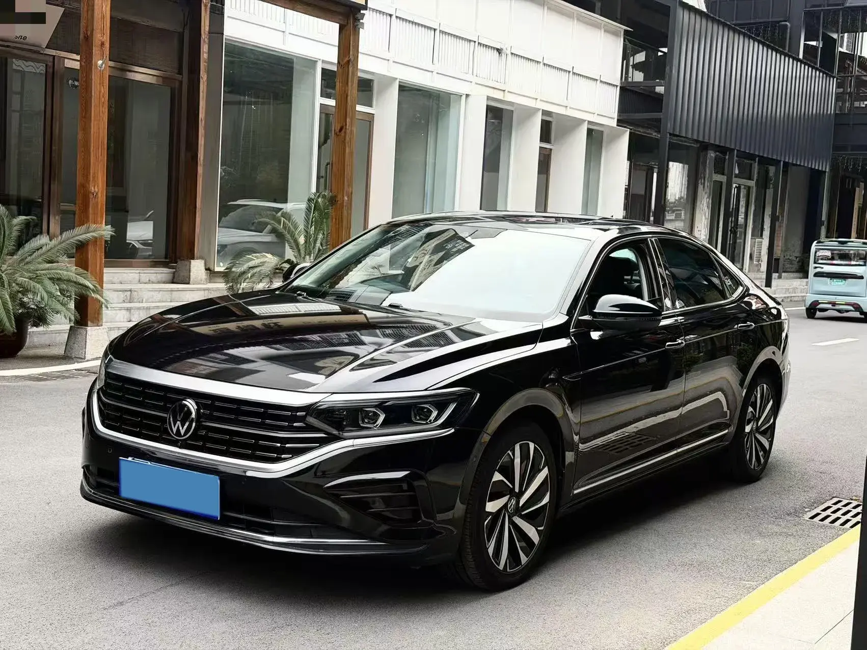 2023 VOLKSWAGEN PASSAT view 1