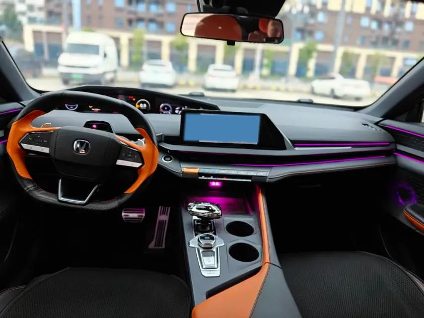 2023 ChangAn UNI-V 1.5T 188HP L4 7DCT,autocango,china used car exporter,china ev exporter,chinese used car exporter,chinese used ev exporter