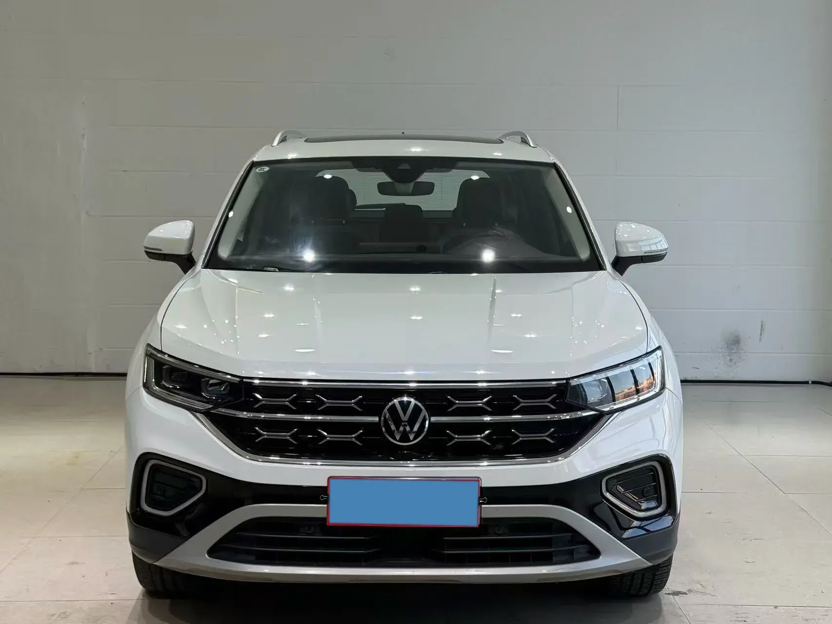 2023 VOLKSWAGEN TAYRON thumbnail 2