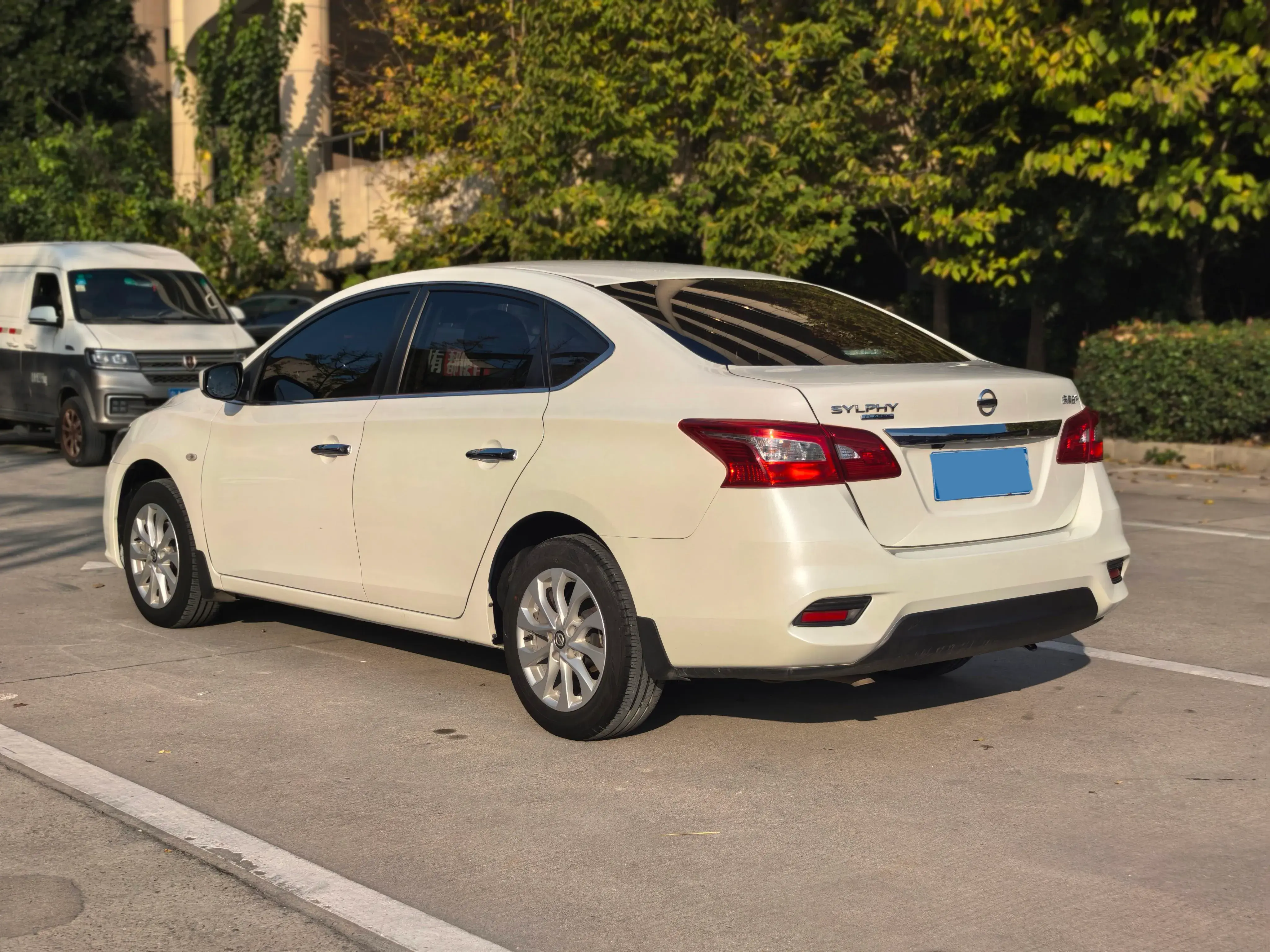 2021 NISSAN SYLPHY thumbnail 4