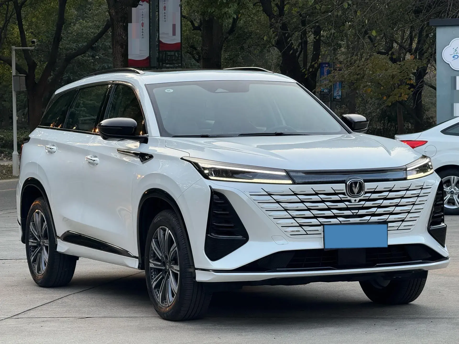 2024 CHANGAN CS75 thumbnail 2