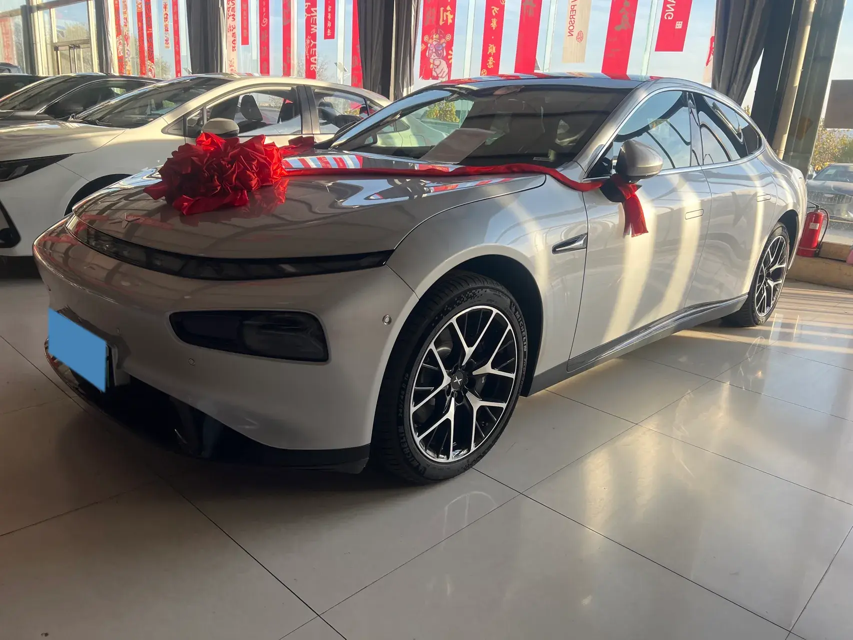 2024 XPENG P7 view 1