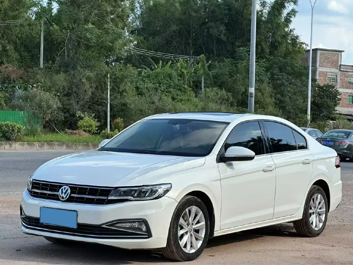 2019 Volkswagen Bora 1.5L 116HP L4 6AT