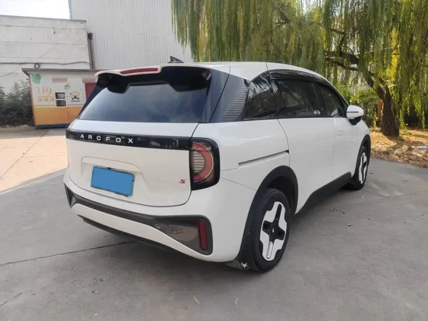 2024 ARCFOX KAOLA BEV 58.8KWH,autocango,china used car exporter,china ev exporter,chinese used car exporter,chinese used ev exporter