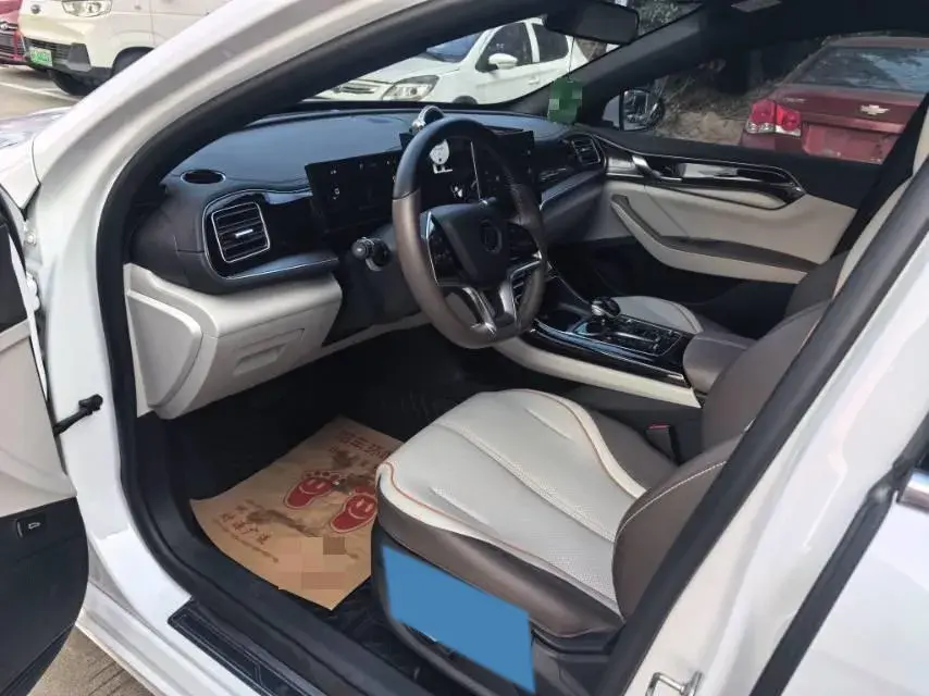 2023 BYD QIN thumbnail 4