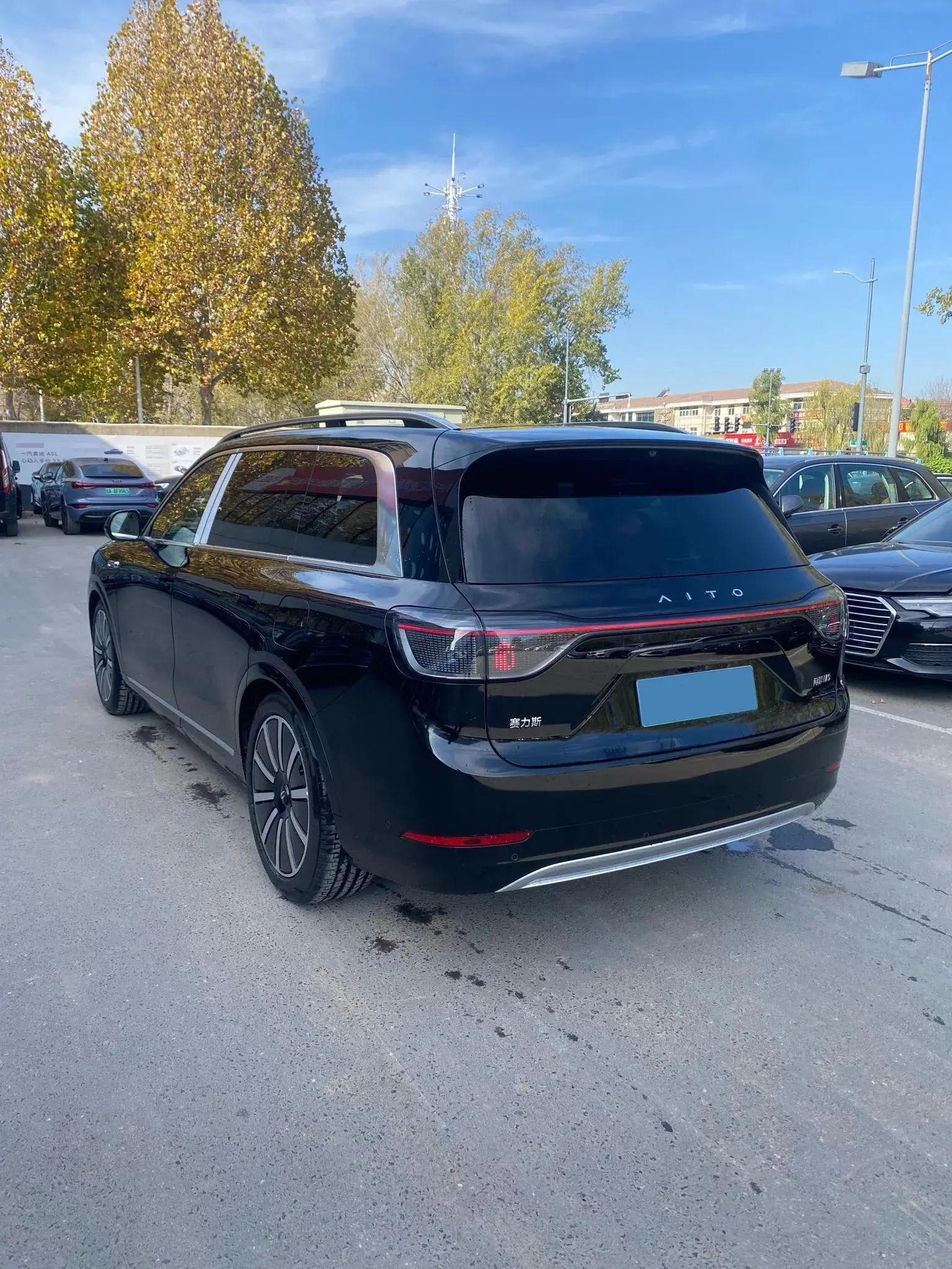 2024 AITO AITO thumbnail 4