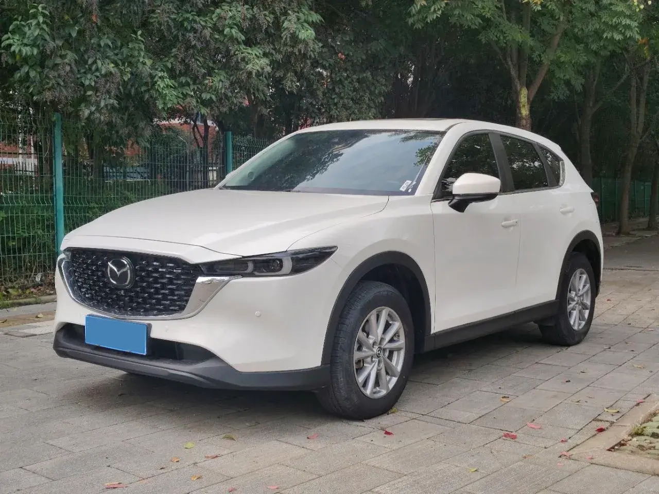 2022 MAZDA CX-5 view 1